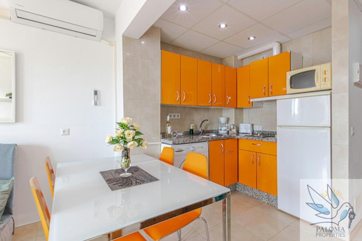 Apartment 1st Line With Wonderful Sea Views Benalmádena